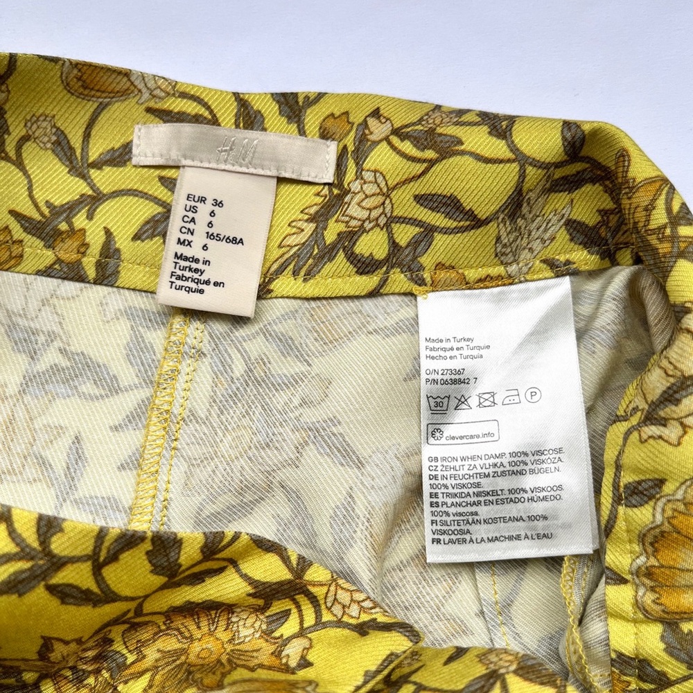 H&M | Wide Leg Floral Trousers - Picture 8 of 16